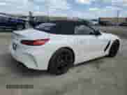 2021 BMW Z4 sDrive30i z VIN WBAHF3C09MWX24087, wystawiony jako Copart lot #52036575 z przebiegiem Nie podano mil oraz Szkoda całkowita • Salvage title. Historia ofert i sprzedaży dostępna na DreamBid. Obrazek 3.