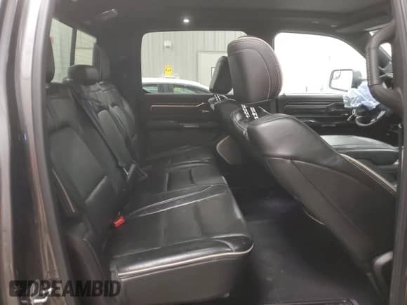 2019 Ram 1500 Limited z VIN 1C6SRFHT8KN713855, wystawiony jako Copart lot #45326835 z przebiegiem 125 926 mil mil oraz Szkoda całkowita • Salvage title. Historia ofert i sprzedaży dostępna na DreamBid. Obrazek 10.