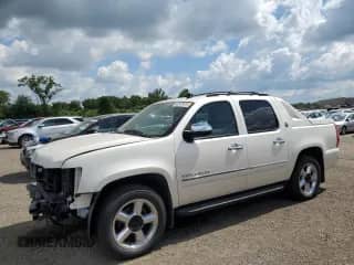 2013 Chevrolet Avalanche LTZ with VIN 3GNTKGE78DG232165, listed as a Copart auction lot 68247875 with 51,587 mi miles and Salvage title. Bid and sale history available at DreamBid. Image 1.