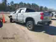 2024 Chevrolet Silverado 1500 ZR2 z VIN 3GCUDHE84RG240440, wystawiony jako Copart lot #48502565 z przebiegiem Nie podano mil oraz Szkoda całkowita • Salvage title. Historia ofert i sprzedaży dostępna na DreamBid. Obrazek 2.