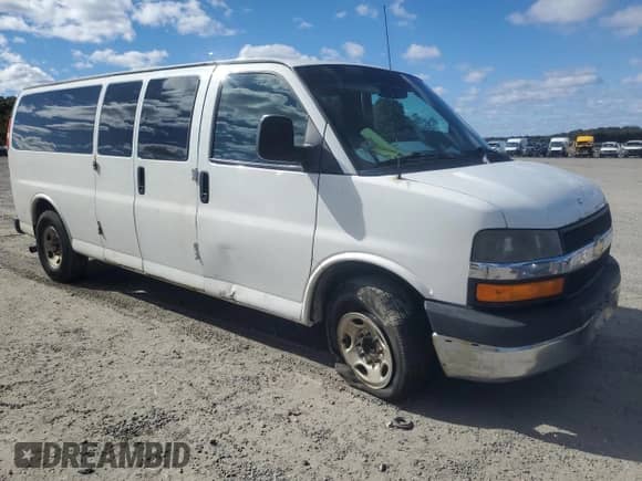 2014 Chevrolet Express Passenger LT с VIN 1GAZG1FA9E1179612, выставлен на аукционе Copart как лот 76159884 с пробегом 319 501 миль миль и Чистый • Clean title. История ставок и продаж доступна на DreamBid. Изображение 4.