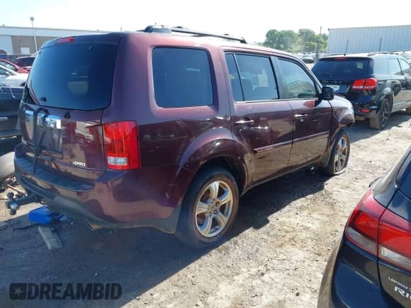 2013 Honda Pilot EX-L with VIN 5FNYF4H55DB040980, listed as a IAAI auction lot 42831295 with Not provided miles and . Bid and sale history available at DreamBid. Image 4.