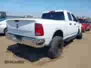 2014 Ram 1500 Express z VIN 1C6RR6FT3ES391164, wystawiony jako IAAI lot #42724639 z przebiegiem 162 810 mil mil oraz . Historia ofert i sprzedaży dostępna na DreamBid. Obrazek 4.