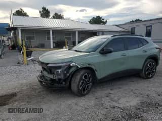 2024 Chevrolet Trax 2RS с VIN KL77LJE22RC092212, выставлен на аукционе Copart как лот 84420915 с пробегом 44 066 миль миль и Списание • Salvage title. История ставок и продаж доступна на DreamBid. Изображение 1.