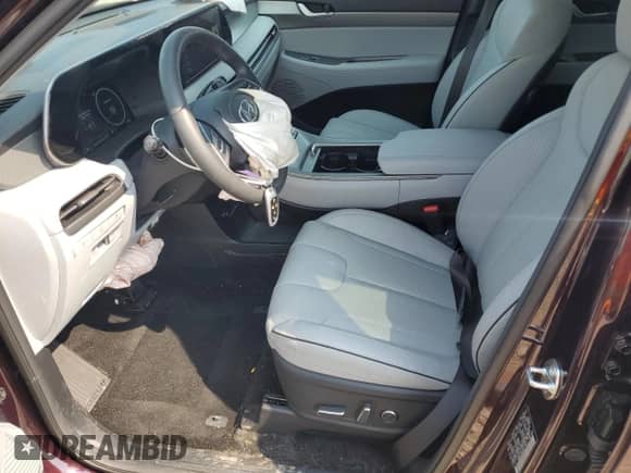 2024 Hyundai Palisade SEL с VIN KM8R4DGE6RU775411, выставлен на аукционе Copart как лот 70783664 с пробегом 2 524 миль миль и Списание • Salvage title. История ставок и продаж доступна на DreamBid. Изображение 7.