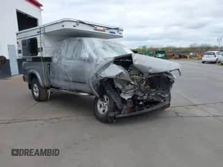 2005 Toyota Tundra SR5 с VIN 5TBBT44185S456724, выставлен на аукционе IAAI как лот 41931981 с пробегом 137 635 миль миль и . История ставок и продаж доступна на DreamBid. Изображение 1.