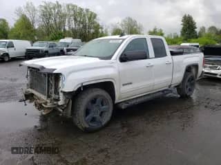 2018 GMC Sierra 1500 с VIN 1GTV2LEC9JZ315817, выставлен на аукционе Copart как лот 55695595 с пробегом 90 882 миль миль и Списание • Salvage title. История ставок и продаж доступна на DreamBid. Изображение 1.