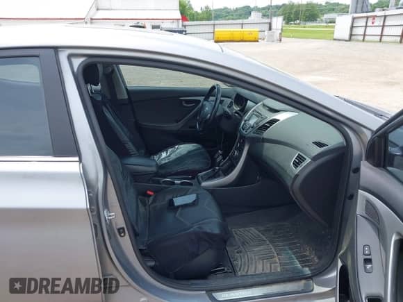 2014 Hyundai Elantra Sport с VIN KMHDH4AH3EU106623, выставлен на аукционе IAAI как лот 42682500 с пробегом 120 497 миль миль и . История ставок и продаж доступна на DreamBid. Изображение 5.