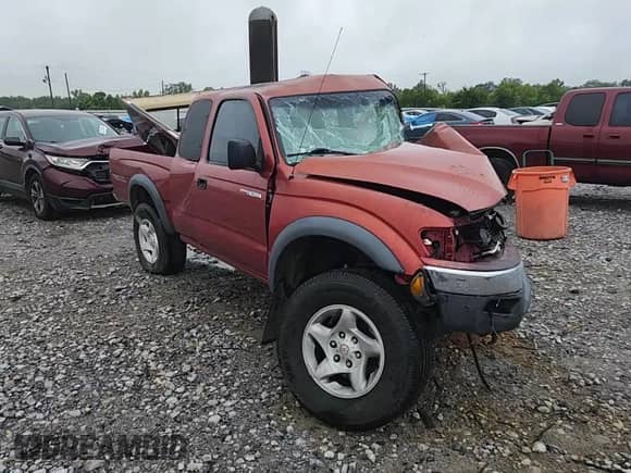 2003 Toyota Tacoma PreRunner with VIN 5TESN92N33Z176827, listed as a Copart auction lot 62870105 with Not provided miles and Salvage title. Bid and sale history available at DreamBid. Image 12.