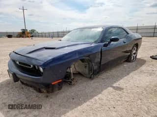 2016 Dodge Challenger SXT с VIN 2C3CDZAG4GH332051, выставлен на аукционе Copart как лот 81101415 с пробегом 120 412 миль миль и Списание • Salvage title. История ставок и продаж доступна на DreamBid. Изображение 1.