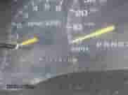 1998 Chevrolet Silverado 3500 z VIN 1GCHK33J3WF048276, wystawiony jako IAAI lot #42442356 z przebiegiem 217 410 mil mil oraz . Historia ofert i sprzedaży dostępna na DreamBid. Obrazek 7.