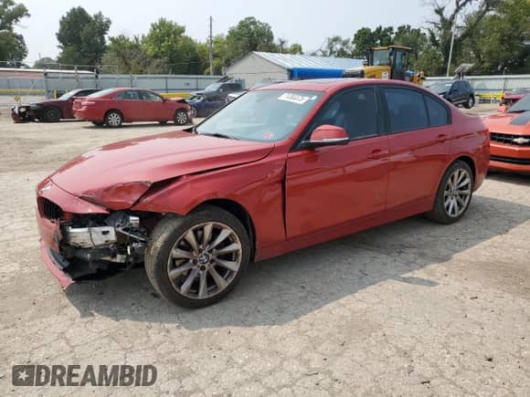 2016 BMW 3 Series 320i xDrive с VIN WBA8A3C57GK690009, выставлен на аукционе Copart как лот 71283375 с пробегом 117 504 миль миль и Списание • Salvage title. История ставок и продаж доступна на DreamBid. Изображение 1.