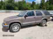 1998 Chevrolet Blazer LS z VIN 1GNDT13WXW2235069, wystawiony jako Copart lot #85642805 z przebiegiem 173 386 mil mil oraz Czysty tytuł • Clean title. Historia ofert i sprzedaży dostępna na DreamBid. Obrazek 1.