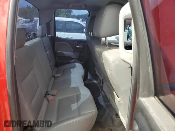 2018 Chevrolet Silverado 2500HD Work Truck z VIN 1GC2KUEG0JZ291807, wystawiony jako Copart lot #84658995 z przebiegiem 188 019 mil mil oraz Szkoda całkowita • Salvage title. Historia ofert i sprzedaży dostępna na DreamBid. Obrazek 10.