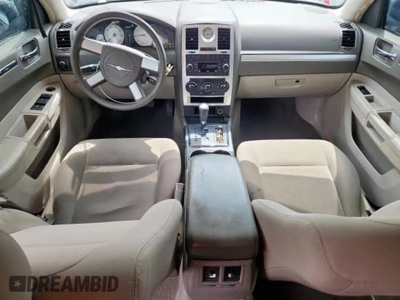 2009 Chrysler 300 LX with VIN 2C3LA43D49H641732, listed as a Copart auction lot 81342015 with 148,830 mi miles and Salvage title. Bid and sale history available at DreamBid. Image 8.