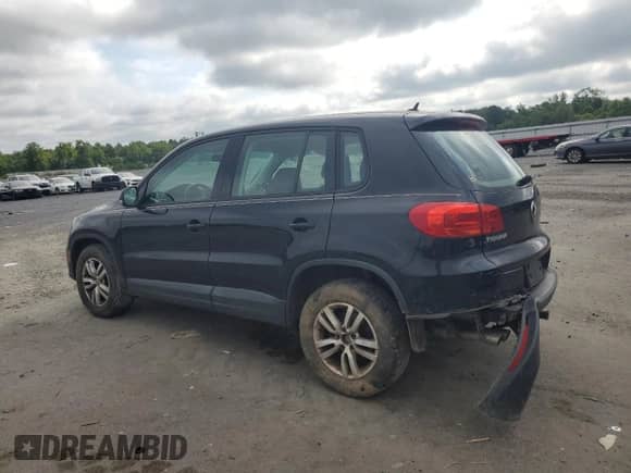 2013 Volkswagen Tiguan SE z VIN WVGAV3AX9DW600422, wystawiony jako Copart lot #64600645 z przebiegiem 134 869 mil mil oraz Czysty tytuł • Clean title. Historia ofert i sprzedaży dostępna na DreamBid. Obrazek 2.