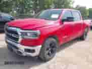 2023 Ram 1500 Big Horn z VIN 1C6RREFT1PN511605, wystawiony jako IAAI lot #41941677 z przebiegiem 38 051 mil mil oraz . Historia ofert i sprzedaży dostępna na DreamBid. Obrazek 17.