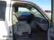 2001 Chevrolet Suburban LT с VIN 3GNFK16T21G140860, выставлен на аукционе IAAI как лот 41408412 с пробегом 141 322 миль миль и . История ставок и продаж доступна на DreamBid. Изображение 5.