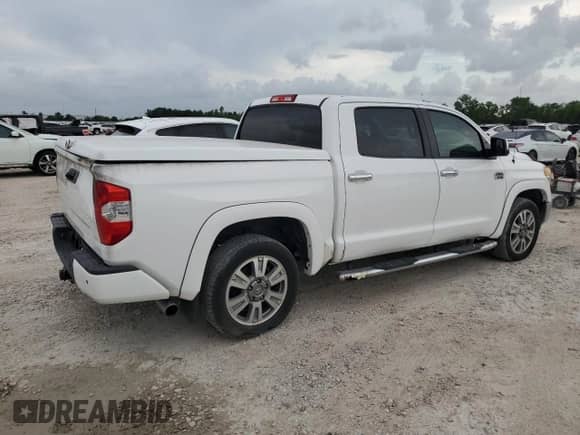 2016 Toyota Tundra Platinum with VIN 5TFGW5F12GX198415, listed as a Copart auction lot 54560715 with 28,678 mi miles and Clean title. Bid and sale history available at DreamBid. Image 3.