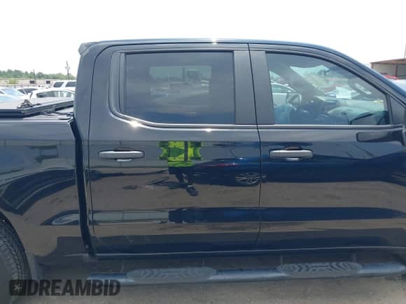 2020 Chevrolet Silverado 1500 Custom with VIN 3GCPWBEH8LG452916, listed as a IAAI auction lot 43028869 with 124,964 mi miles and . Bid and sale history available at DreamBid. Image 13.