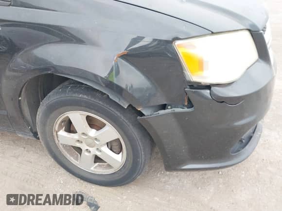 2011 Dodge Grand Caravan Mainstreet with VIN 2D4RN3DG6BR638816, listed as a IAAI auction lot 43379673 with 184,579 mi miles and . Bid and sale history available at DreamBid. Image 12.