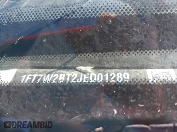 2018 Ford F-250 XL z VIN 1FT7W2BT2JED01289, wystawiony jako IAAI lot #43316835 z przebiegiem 155 730 mil mil oraz . Historia ofert i sprzedaży dostępna na DreamBid. Obrazek 9.