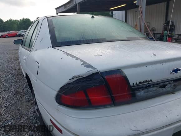 1996 Chevrolet Lumina with VIN 2G1WN52M7T9242795, listed as a IAAI auction lot 42263371 with 248,756 mi miles and . Bid and sale history available at DreamBid. Image 6.