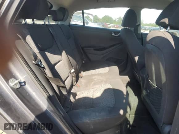 2018 Hyundai Ioniq Blue z VIN KMHC65LC8JU075324, wystawiony jako Copart lot #70824425 z przebiegiem 99 608 mil mil oraz Szkoda całkowita • Salvage title. Historia ofert i sprzedaży dostępna na DreamBid. Obrazek 10.