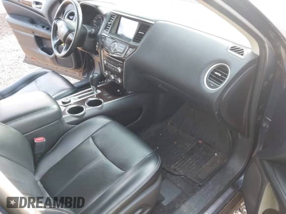 2014 Nissan Pathfinder Platinum with VIN 5N1AR2MM1EC724137, listed as a IAAI auction lot 42675313 with 97,417 mi miles and . Bid and sale history available at DreamBid. Image 5.