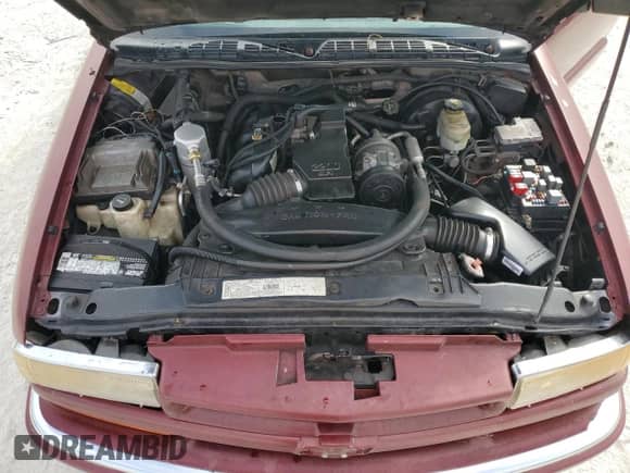 2001 Chevrolet S-10 с VIN 1GCCS195218141358, выставлен на аукционе Copart как лот 45118945 с пробегом 189 314 миль миль и Списание • Salvage title. История ставок и продаж доступна на DreamBid. Изображение 11.