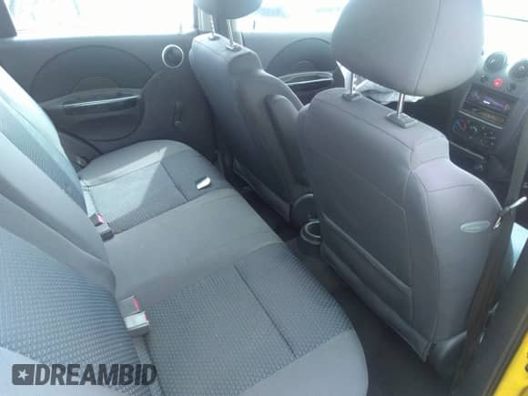 2007 Chevrolet Aveo SVM z VIN KL1TD66647B796080, wystawiony jako IAAI lot #32829884 z przebiegiem 111 137 mil mil oraz . Historia ofert i sprzedaży dostępna na DreamBid. Obrazek 8.