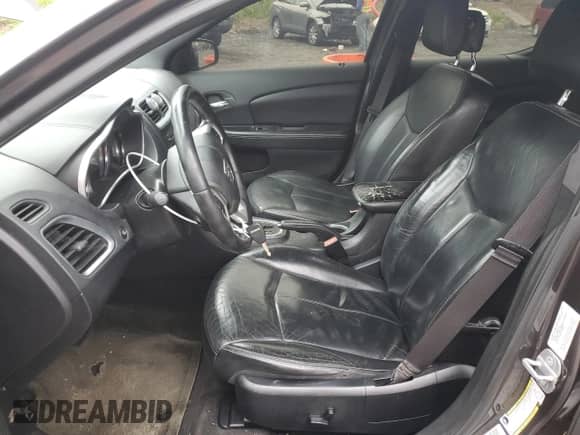 2014 Dodge Avenger SXT with VIN 1C3CDZCB4EN184604, listed as a Copart auction lot 61074885 with 198,477 mi miles and Salvage title. Bid and sale history available at DreamBid. Image 7.