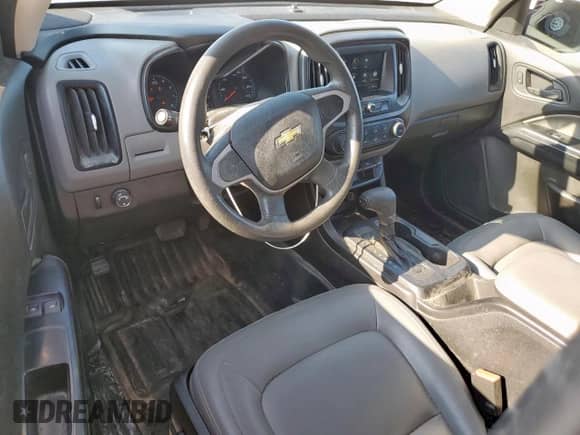 2019 Chevrolet Colorado 2WD Work Truck z VIN 1GCHSBEA5K1177960, wystawiony jako Copart lot #80292095 z przebiegiem 124 860 mil mil oraz Czysty tytuł • Clean title. Historia ofert i sprzedaży dostępna na DreamBid. Obrazek 8.