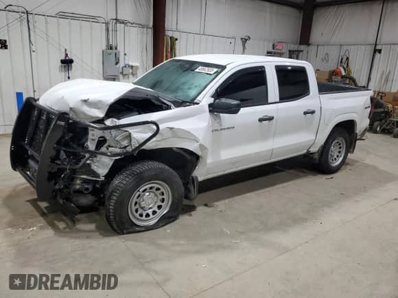 2023 Chevrolet Colorado 4WD Work Truck z VIN 1GCPTBEK0P1179866, wystawiony jako Copart lot #48662935 z przebiegiem 68 125 mil mil oraz Szkoda całkowita • Salvage title. Historia ofert i sprzedaży dostępna na DreamBid. Obrazek 1.