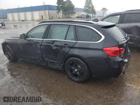 2018 BMW 3 Series 330i xDrive with VIN WBA8K3C55JA485797, listed as a Copart auction lot 59157725 with Not provided miles and Salvage title. Bid and sale history available at DreamBid. Image 2.