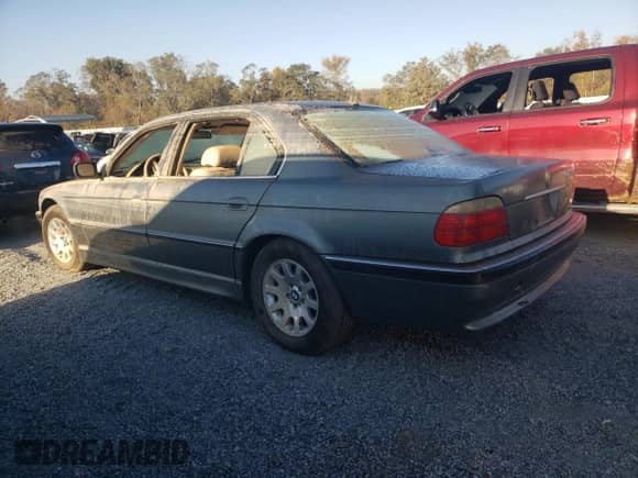 2001 BMW 7 Series 740iL с VIN WBAGH83411DP28924, выставлен на аукционе Copart как лот 76806004 с пробегом Не указан миль и Списание • Salvage title. История ставок и продаж доступна на DreamBid. Изображение 2.