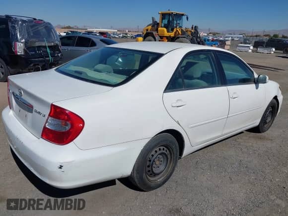 2004 Toyota Camry LE with VIN 4T1BE32K44U349425, listed as a IAAI auction lot 43518854 with 322,764 mi miles and . Bid and sale history available at DreamBid. Image 4.