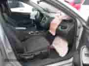 2021 Chevrolet Malibu LS z VIN 1G1ZC5ST0MF038195, wystawiony jako IAAI lot #42643730 z przebiegiem 74 247 mil mil oraz . Historia ofert i sprzedaży dostępna na DreamBid. Obrazek 5.