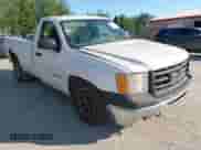 2011 GMC Sierra 1500 Work Truck z VIN 1GTN2TEX8BZ110204, wystawiony jako IAAI lot #42591183 z przebiegiem 136 145 mil mil oraz . Historia ofert i sprzedaży dostępna na DreamBid. Obrazek 1.