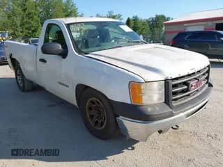 2011 GMC Sierra 1500 Work Truck z VIN 1GTN2TEX8BZ110204, wystawiony jako IAAI lot #42591183 z przebiegiem 136 145 mil mil oraz . Historia ofert i sprzedaży dostępna na DreamBid. Obrazek 1.