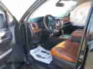 2017 Toyota Tundra Platinum с VIN 5TFAY5F16HX658385, выставлен на аукционе IAAI как лот 41384587 с пробегом 43 189 миль миль и . История ставок и продаж доступна на DreamBid. Изображение 5.