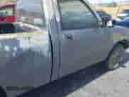 1992 Dodge Dakota S с VIN 1B7FL26X7NS695090, выставлен на аукционе IAAI как лот 41623653 с пробегом 81 784 миль миль и . История ставок и продаж доступна на DreamBid. Изображение 14.