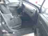 2019 Hyundai Elantra SEL z VIN 5NPD84LF1KH410376, wystawiony jako IAAI lot #42586075 z przebiegiem 119 711 mil mil oraz . Historia ofert i sprzedaży dostępna na DreamBid. Obrazek 5.