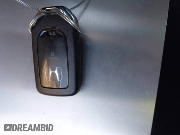 2018 Honda Pilot EX-L with VIN 5FNYF5H52JB026830, listed as a IAAI auction lot 42853756 with 15,305 mi miles and . Bid and sale history available at DreamBid. Image 11.