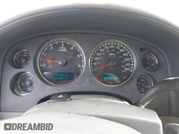 2007 Chevrolet Tahoe LT with VIN 1GNFK13077R418025, listed as a IAAI auction lot 42997636 with 301,389 mi miles and . Bid and sale history available at DreamBid. Image 7.