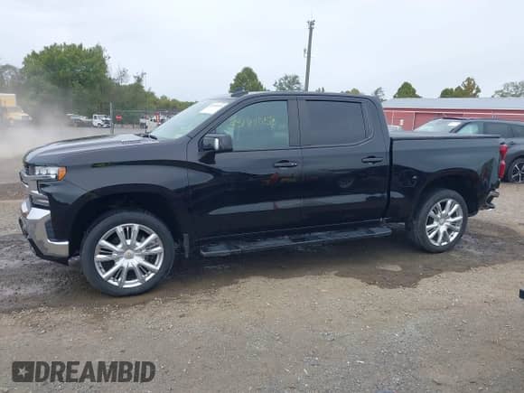 2021 Chevrolet Silverado 1500 LT with VIN 3GCUYDET7MG262944, listed as a IAAI auction lot 43181058 with 61,251 mi miles and . Bid and sale history available at DreamBid. Image 14.