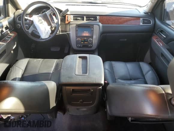 2010 GMC Sierra 1500 SLT z VIN 3GTRKWE3XAG231864, wystawiony jako Copart lot #66682045 z przebiegiem 213 400 mil mil oraz Szkoda całkowita • Salvage title. Historia ofert i sprzedaży dostępna na DreamBid. Obrazek 8.