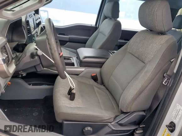 2021 Ford F-150 XL с VIN 1FTEW1CB1MKD65062, выставлен на аукционе Copart как лот 54066525 с пробегом 110 241 миль миль и Чистый • Clean title. История ставок и продаж доступна на DreamBid. Изображение 7.