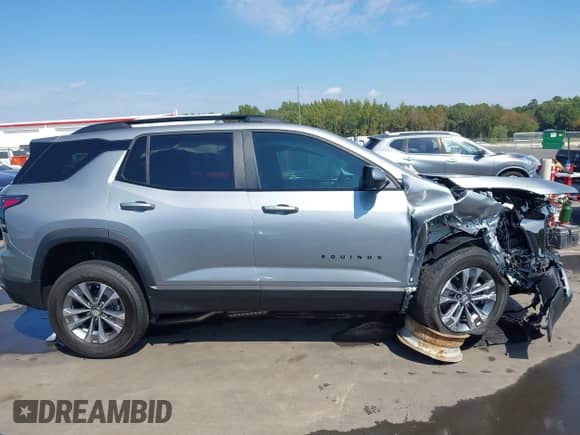 2025 Chevrolet Equinox FWD ACTIV с VIN 3GNAXKEG6SL230298, выставлен на аукционе IAAI как лот 43308000 с пробегом 2 178 миль миль и . История ставок и продаж доступна на DreamBid. Изображение 12.