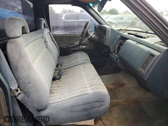 1998 Chevrolet Silverado 1500 with VIN 1GCEC14W6WZ222256, listed as a Copart auction lot 60809475 with 2,436,062 mi miles and Salvage title. Bid and sale history available at DreamBid. Image 10.
